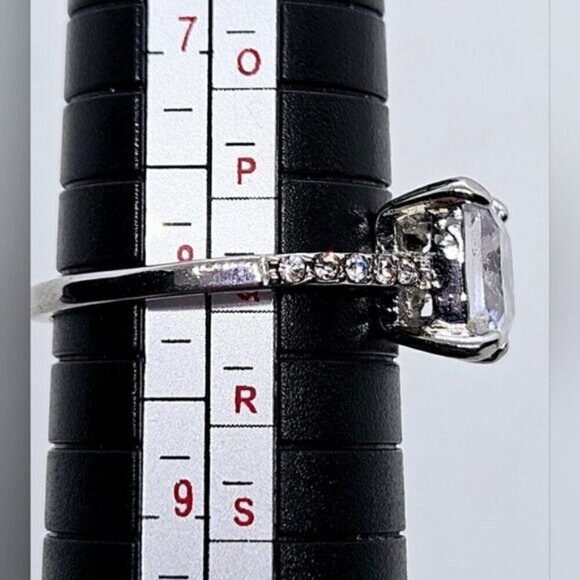 2 Kt Princess Cut Simulant Diamond Silver Tone Anniversary / Engagement Ring - Picture 6 of 7